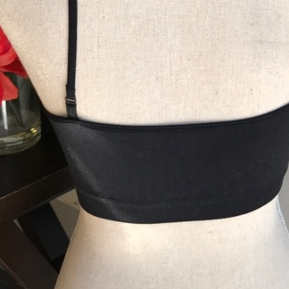 HOST PICK ✨LAST 1 Black Bralette Adjustable strap - Picture 3 of 8